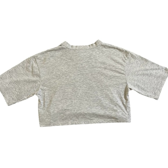 IVY PARK Crop T! - Picture 2 of 3